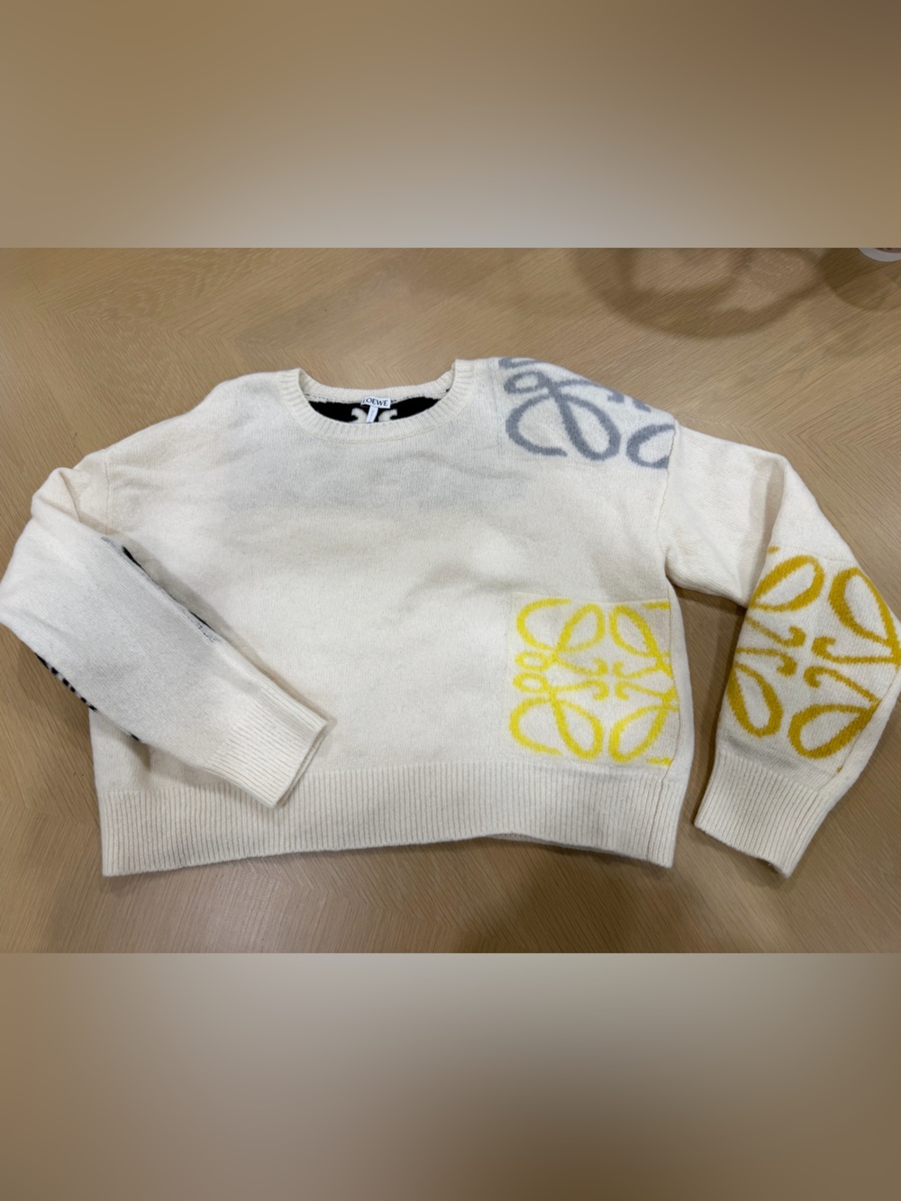 Loewe Crewneck Sweater authentic !